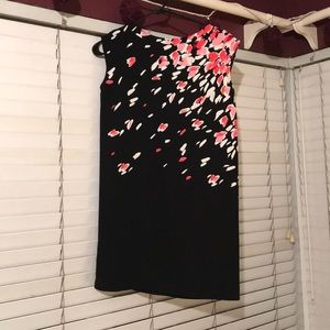 Semi-formal mid length dress, perfect for spring!